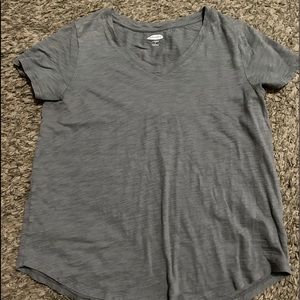 Gray Old Navy v-neck t-shirt